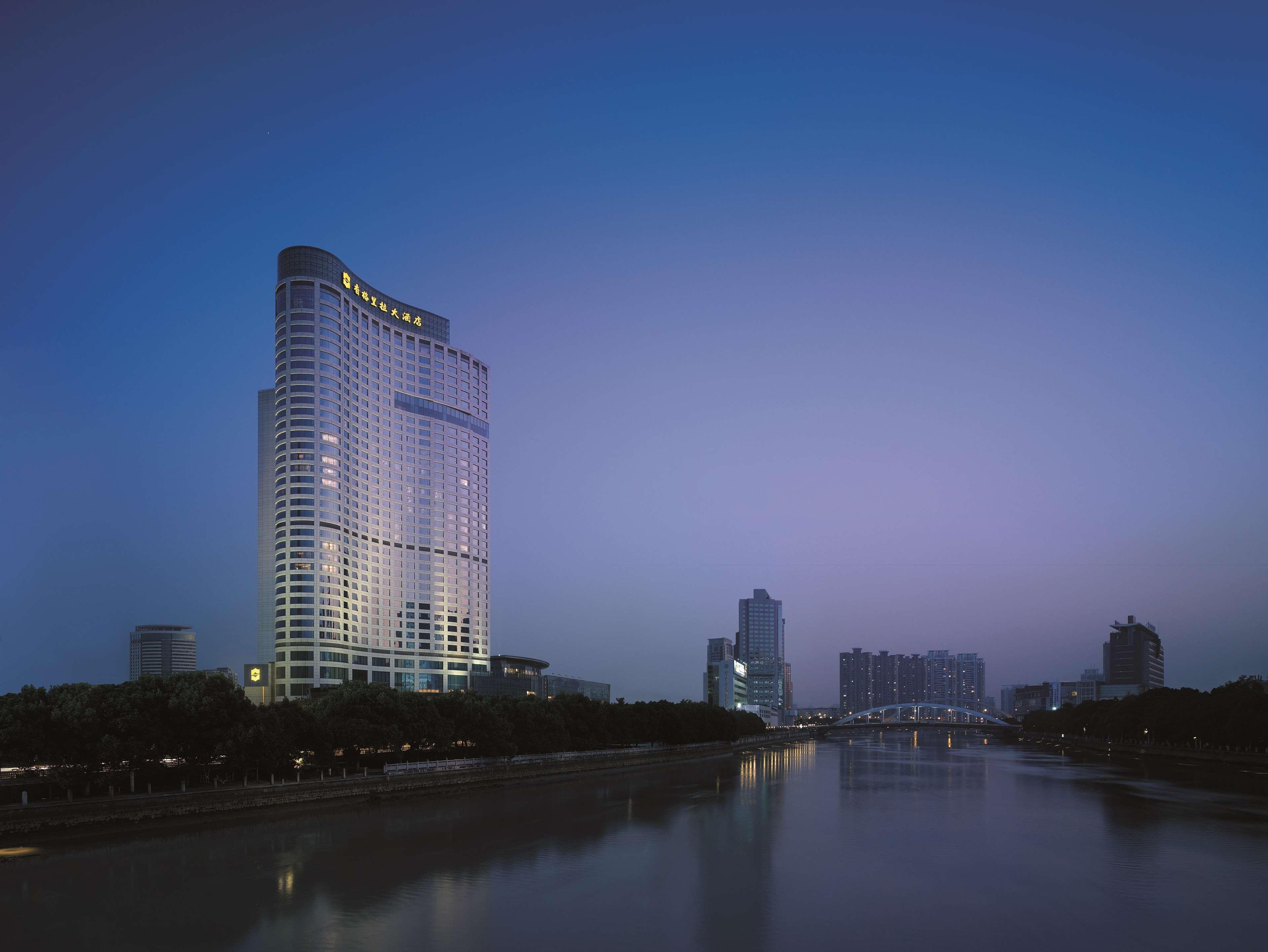 Shangri-La Ningbo - The Three Rivers Intersection Hotel Exterior photo